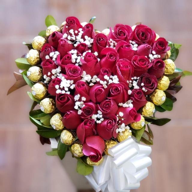 Foto de Corazon de Rosas y Ferrero Rocher